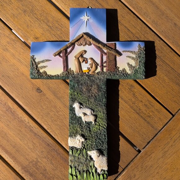 Christmas Nativity Wall Cross - Picture 2 of 3